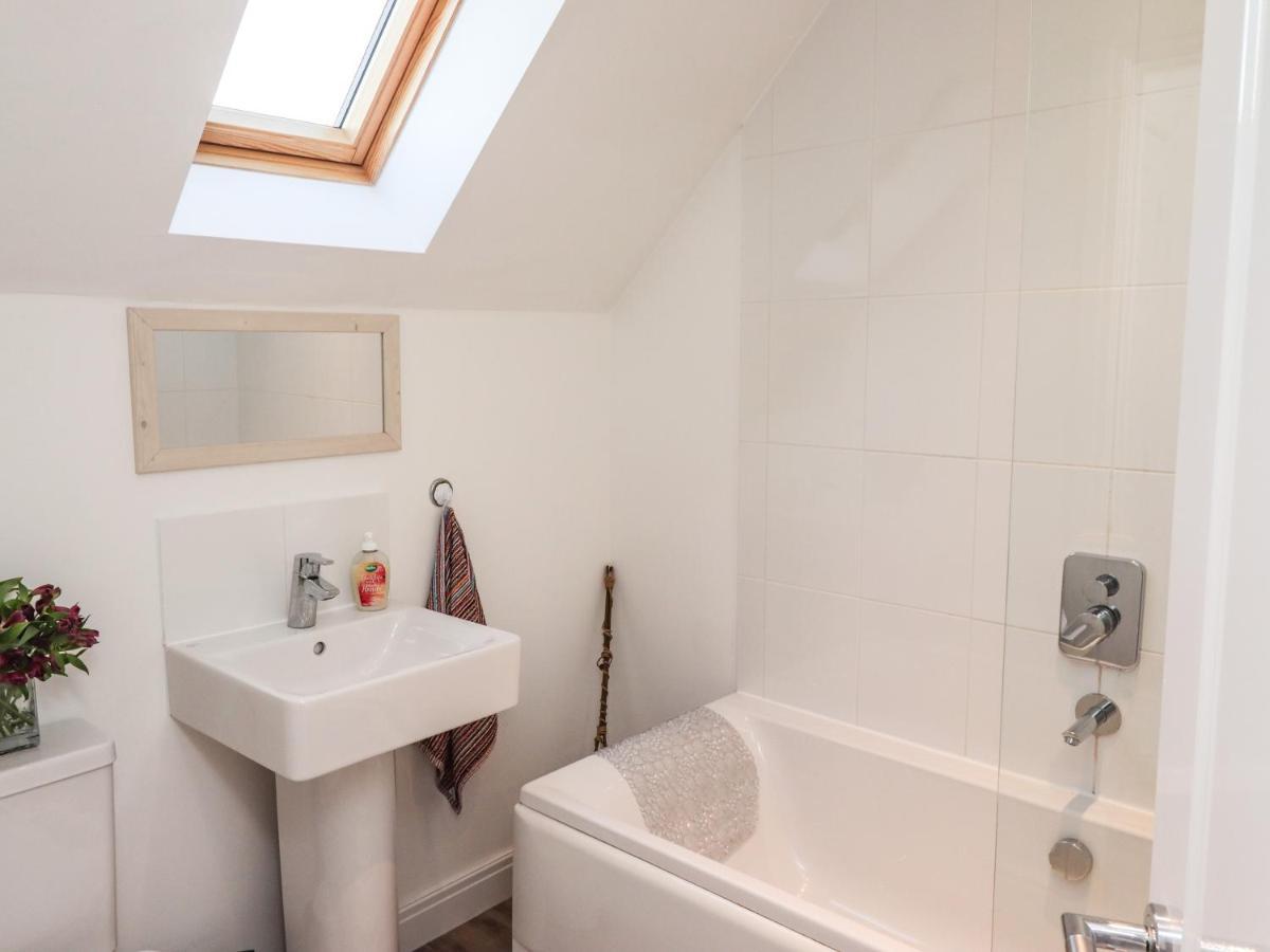 Staks Cottage Filey Esterno foto
